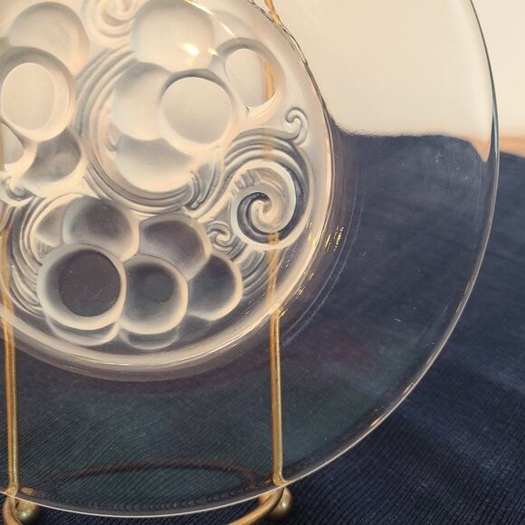 Cristal Lalique Marienthal French Art Crystal Grape Motif Standard Plate 17 cm - Picture 4 of 14